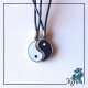 capa colar de fio e pingente do simbolo yin yang pequeno separados