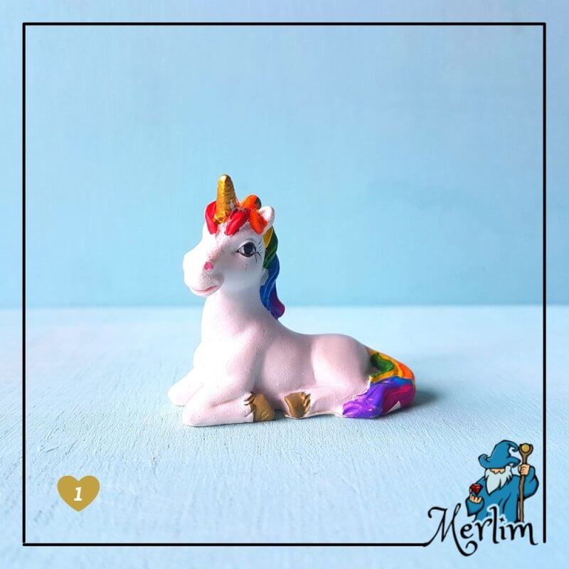 foto dos unicornio n1 em resina em miniatura